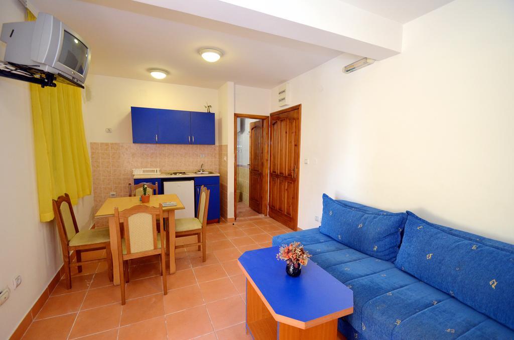 Guest House Villa Iva Budva Ruang foto